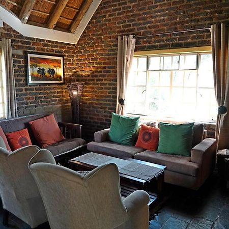 Marloth Park Hippo House Villa Ngoại thất bức ảnh