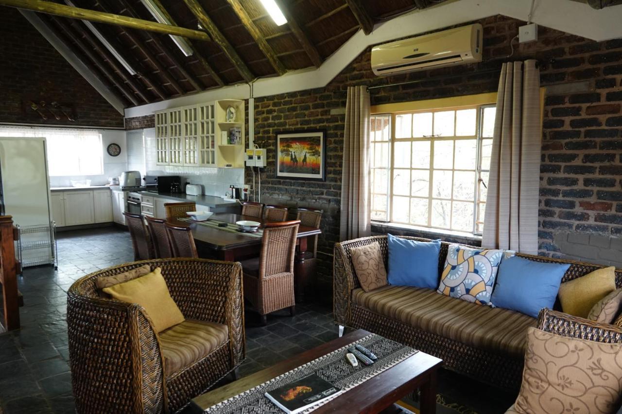Marloth Park Hippo House Villa Ngoại thất bức ảnh