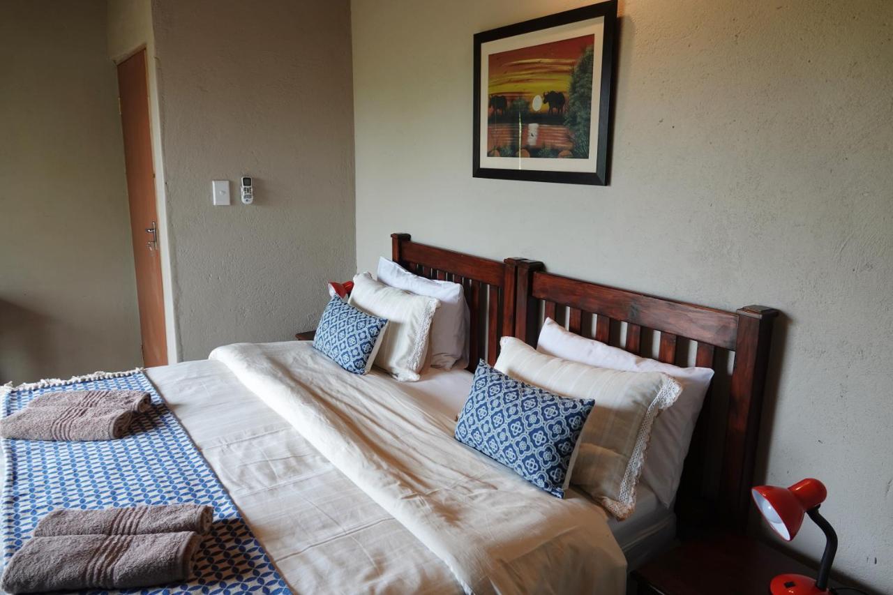 Marloth Park Hippo House Villa Ngoại thất bức ảnh